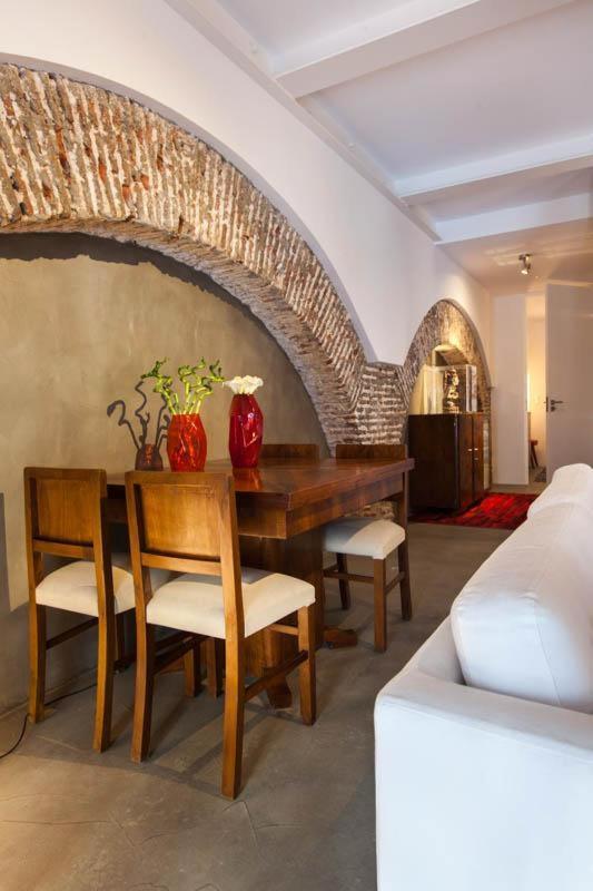 Old Stables Chiado - 2 Bedroom In The Heart Of Lisboa Extérieur photo