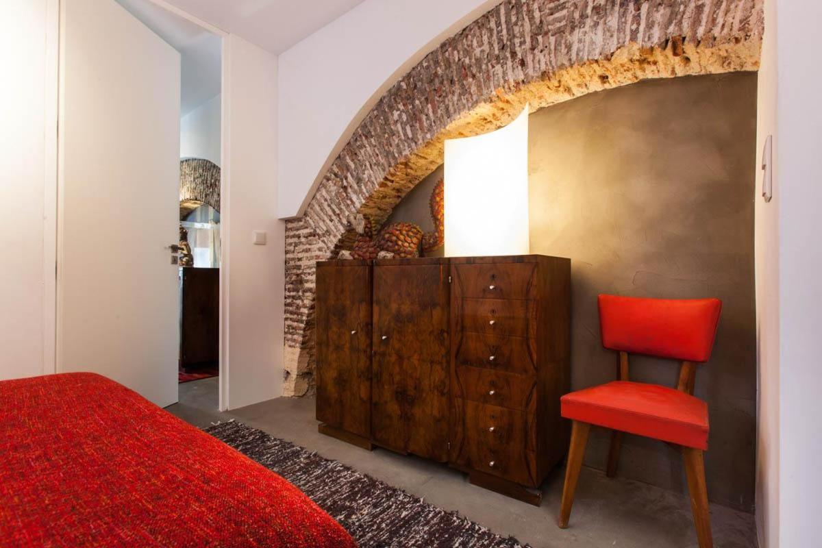 Old Stables Chiado - 2 Bedroom In The Heart Of Lisboa Extérieur photo